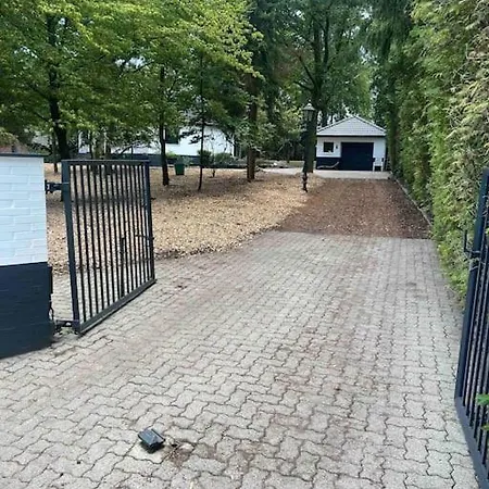 Exklusive Bei Hamburg *